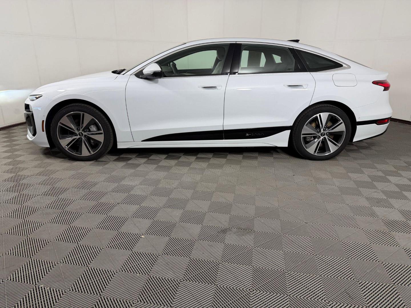 audi a6 sportback e-tron 2025 WAU1CAGH8SA019645 image audi a6 sportback e-tron 2025 WAU1CAGH8SA019645 image